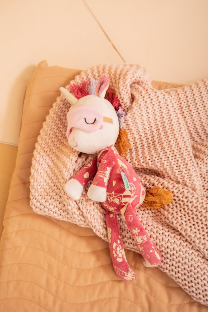 Lilliputiens - compagnon de lit - licorne Lena – Image 5