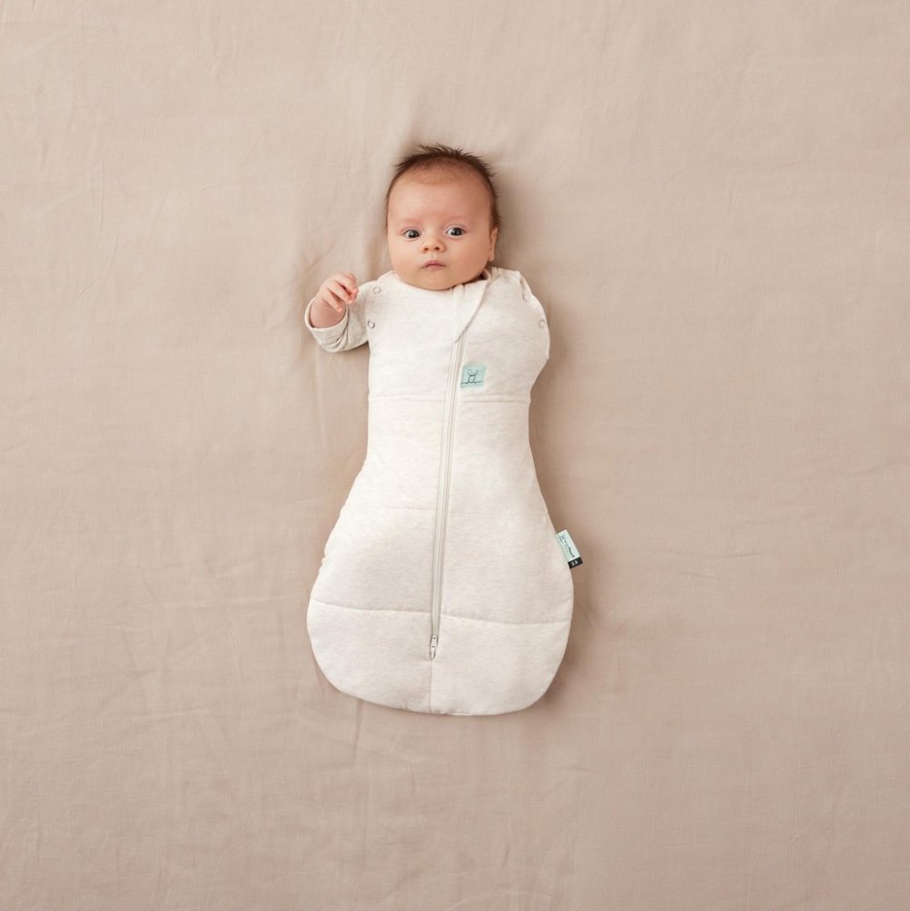 ERGOPOUCH Couverture d'emmaillotage et sac de couchage 2 en 1 Cocoon Oatmeal Marle 0-3 m, 3-6 kg, 2,5 tog – Image 5