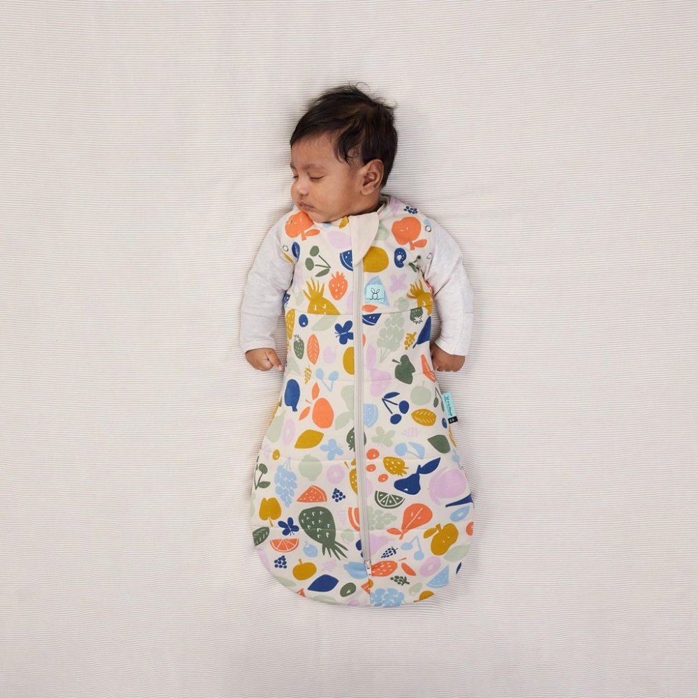 ERGOPOUCH Pucktuch und Schlafsack 2in1 Cocoon Fruit Salad 0-3 m, 3-6 kg, 2,5 tog – Bild 4