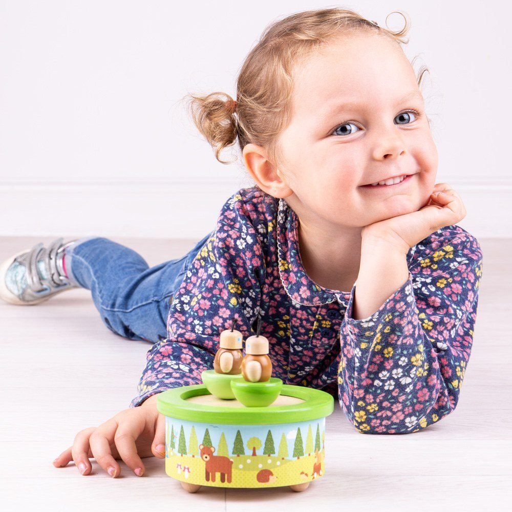 Bigjigs Toys Dřevěná hrací skříňka woodland (obrázek 4)