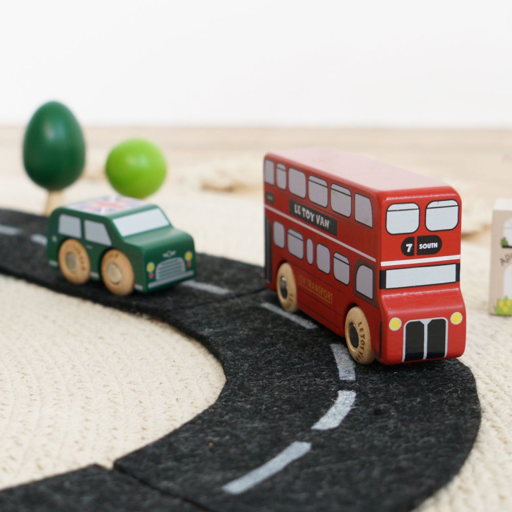 Le Toy Van Set autíček London (obrázek 9)