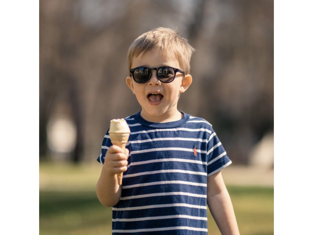 Lunettes de soleil LITTLE KYDOO Bright Black UV 400, polarisées 2-4 ans – Image 5