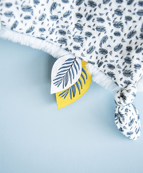 Doudou Dárková sada - koala Yoca s chrastítkem 22 cm (obrázek 9)