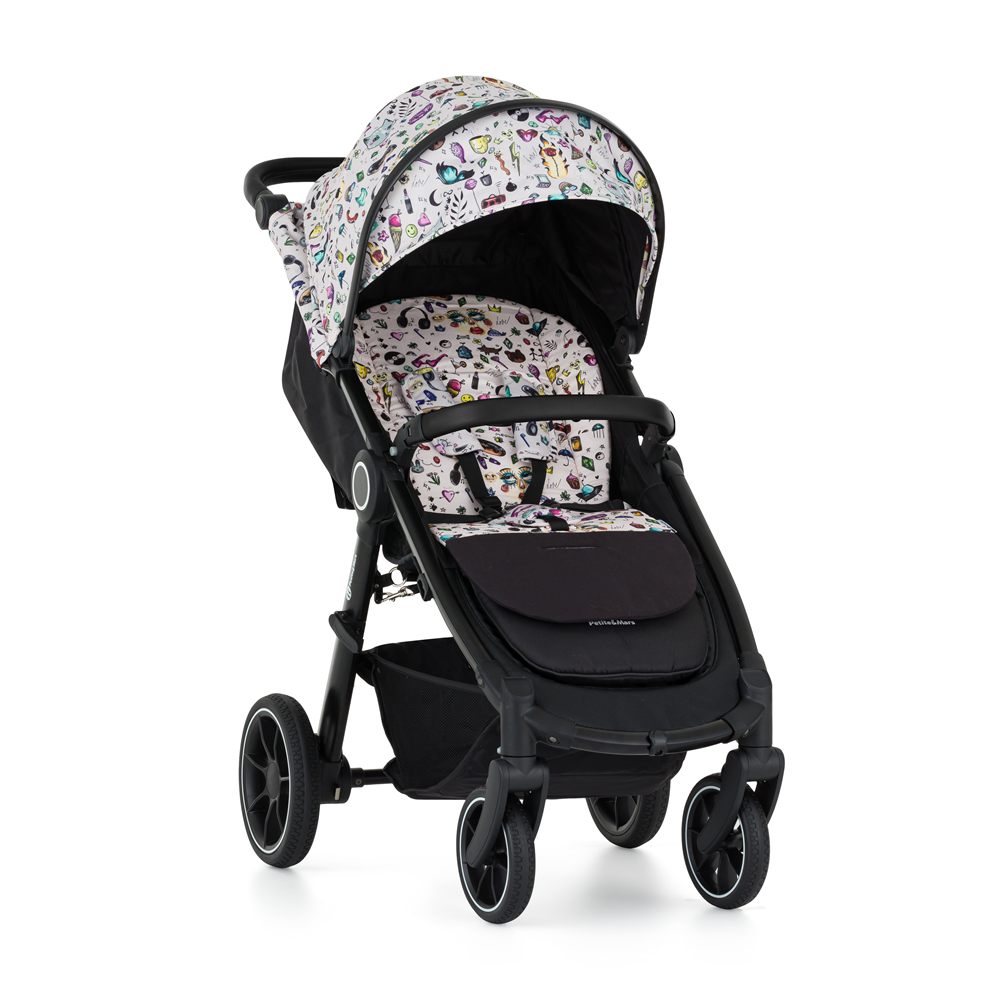 PETITE&MARS Kočárek sportovní Street2 RWS Black Limited 100 Tattoo Complete