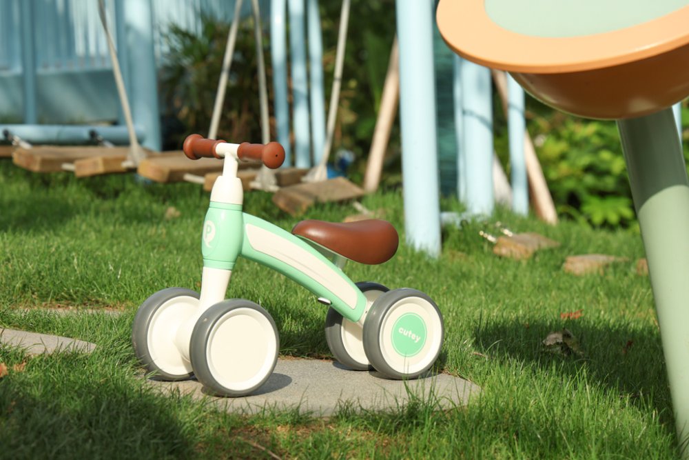 QPLAY Bicicletta senza pedali Cutey Green, età 1-3 anni - immagine 3