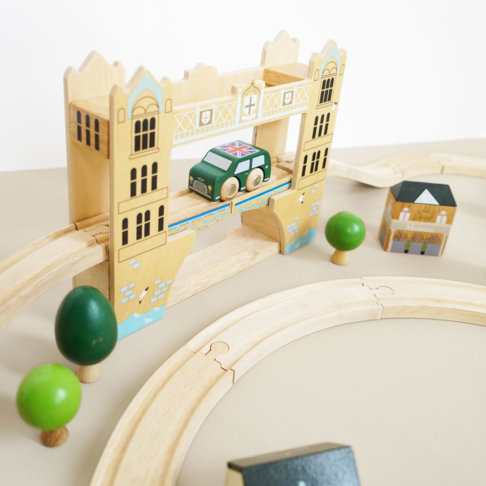 Le Toy Van Vláčkodráha City (obrázek 8)