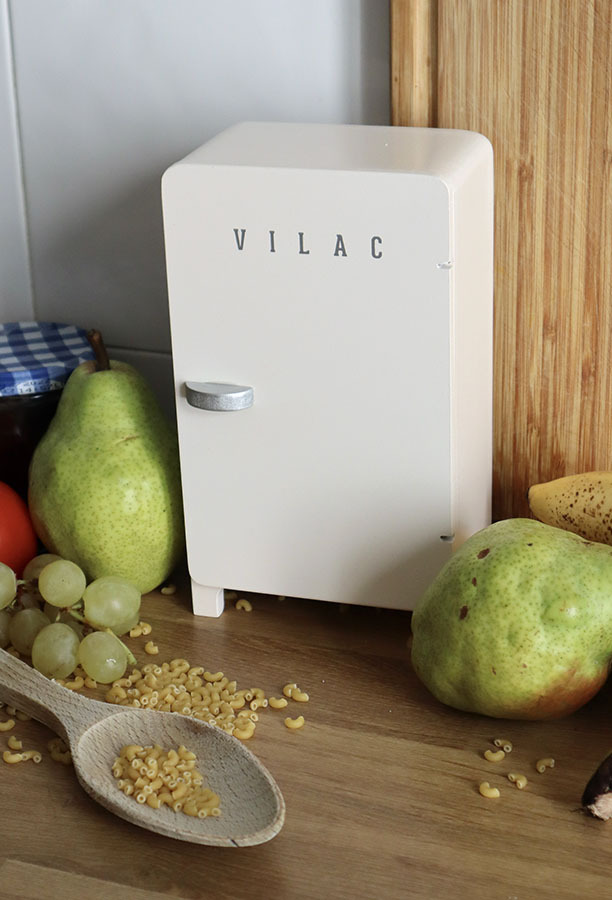 Vilac Dřevěná magnetická hra Ulož to správně! Lednička (obrázek 4)