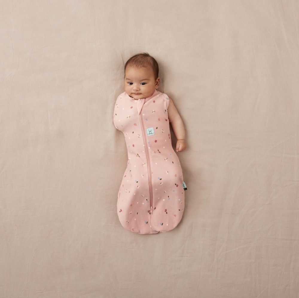 ERGOPOUCH Swaddle And Sleeping Bag 2in1 Cocoon Daisies 3-6 M, 6-8 Kg, 0.2 Tog