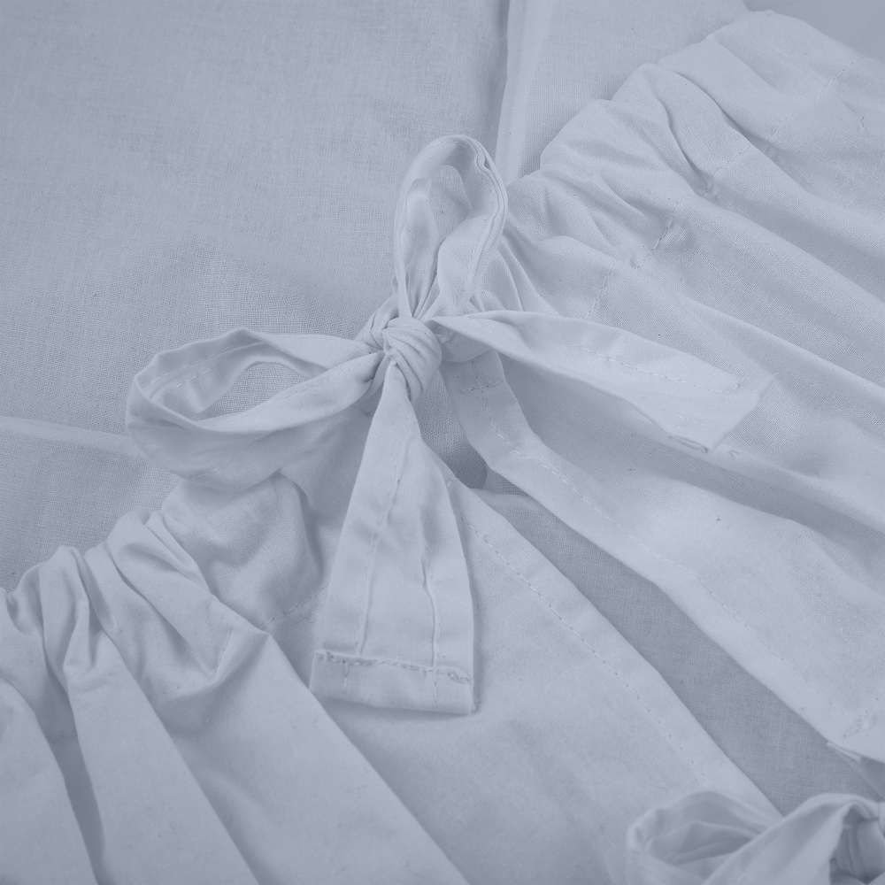 PETITE&MARS Couverture à lacets Nurse avec insert en noix de coco rigide Dusty Blue 75x75 cm – Image 3