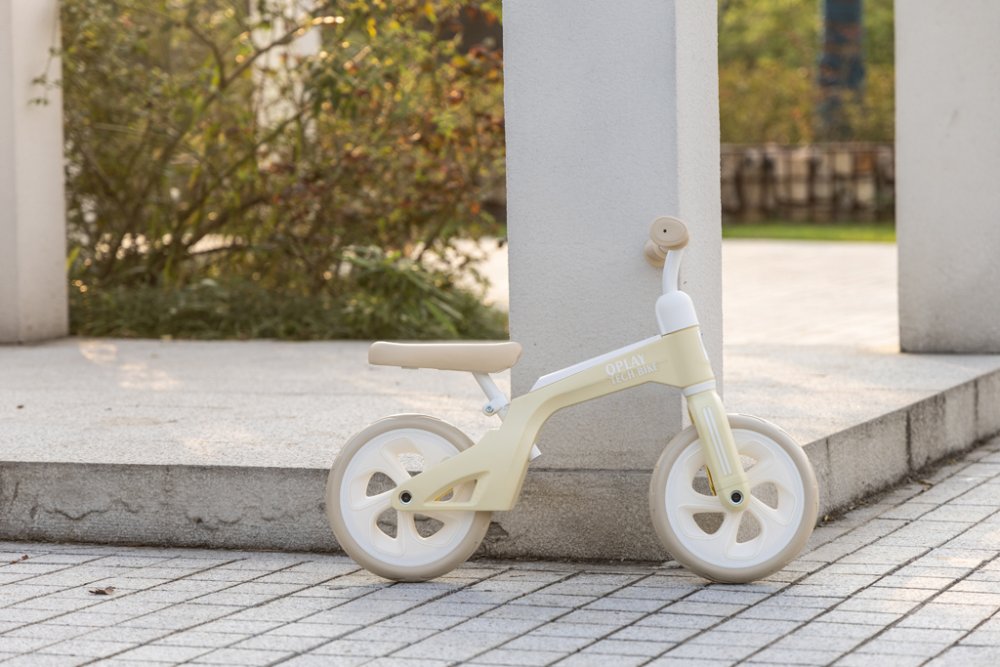 QPLAY Bicicletta senza pedali Tech Cream, età 2-4 anni, fino a 30 kg - immagine 7