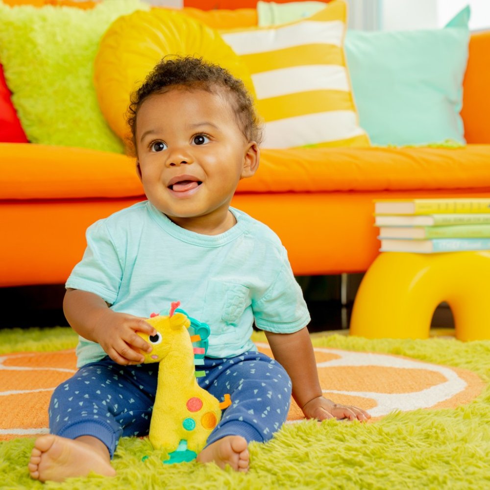 BRIGHT STARTS Juguete con melodía para enganchar al carrito Tug Tunes™ jirafa 0m+ - Imagen 5