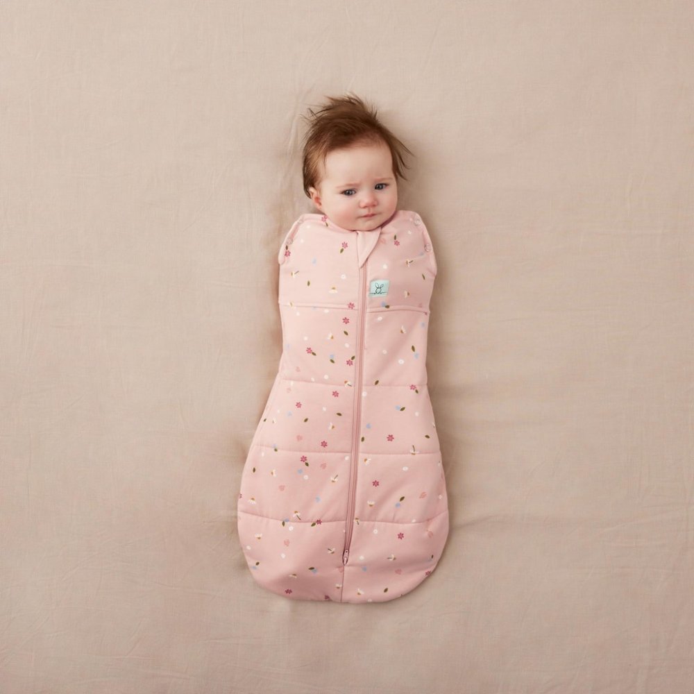 ERGOPOUCH Couverture d'emmaillotage et sac de couchage 2 en 1 Cocoon Daisies 0-3 m, 3-6 kg, 2,5 tog – Image 4