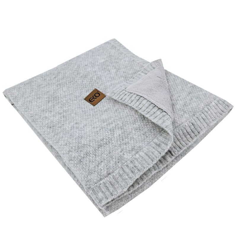 Coperta EKO lavorata a maglia con fodera Grigio 100x80 cm