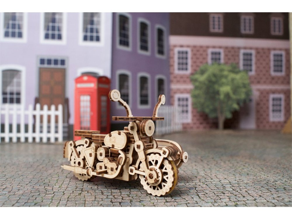 Ugears 3D dřevěné mechanické puzzle Vojenské nákladní auto (obrázek 5)