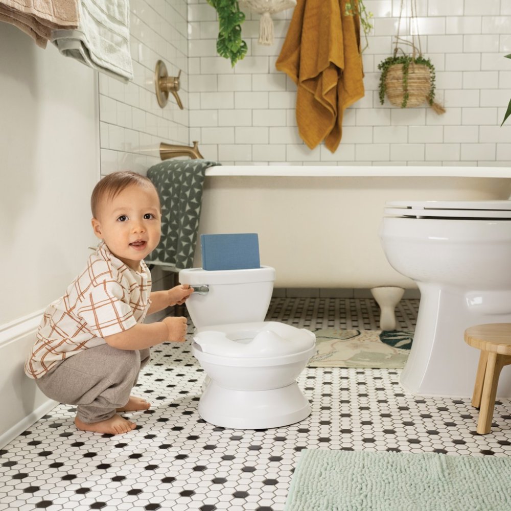 INGENUITY Children's Toilet With Sound My Size™ White