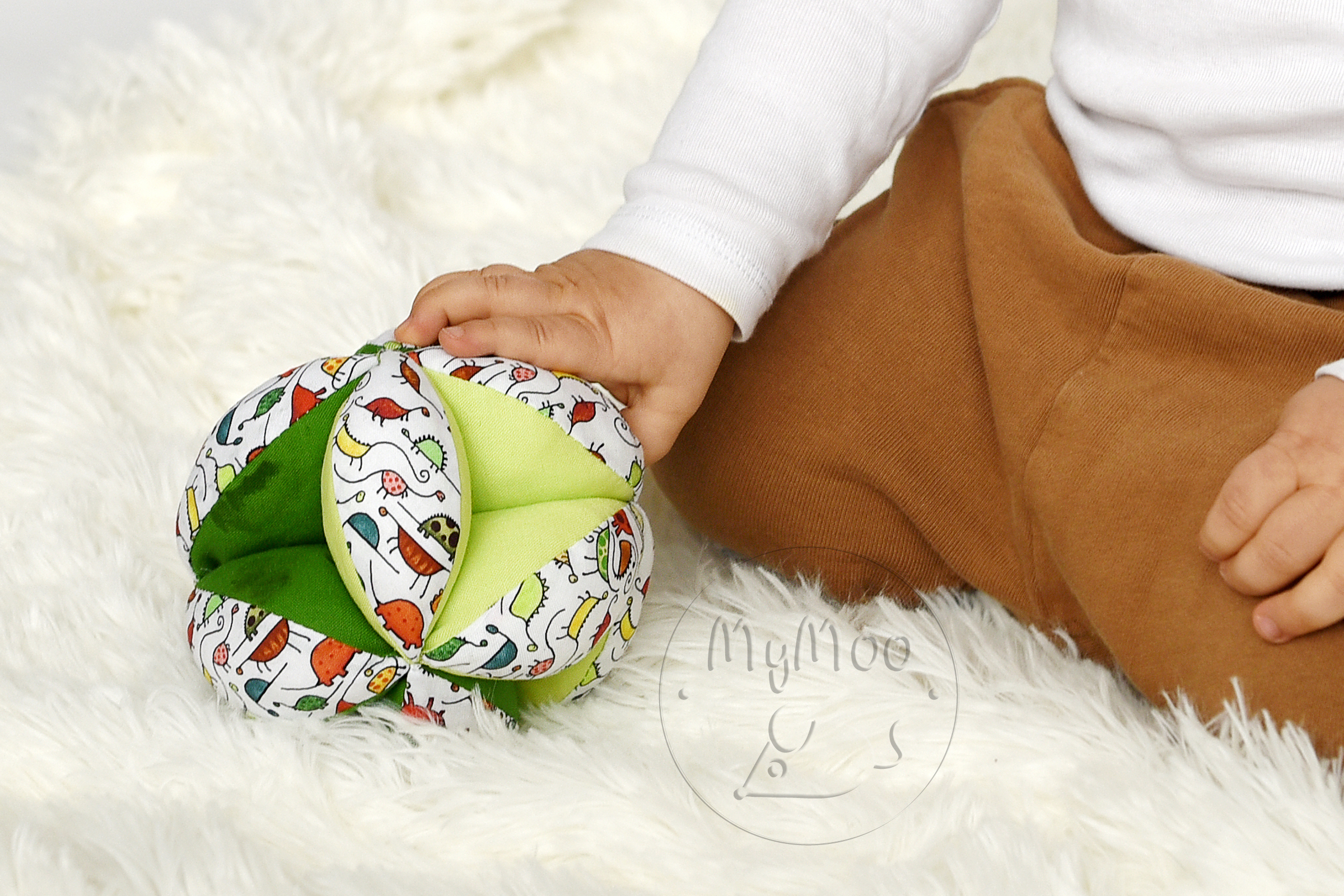 MyMoo Montessori Gripping Ball - Crazy Dino,MyMoo Montessori Gripping Ball - Crazy Dino