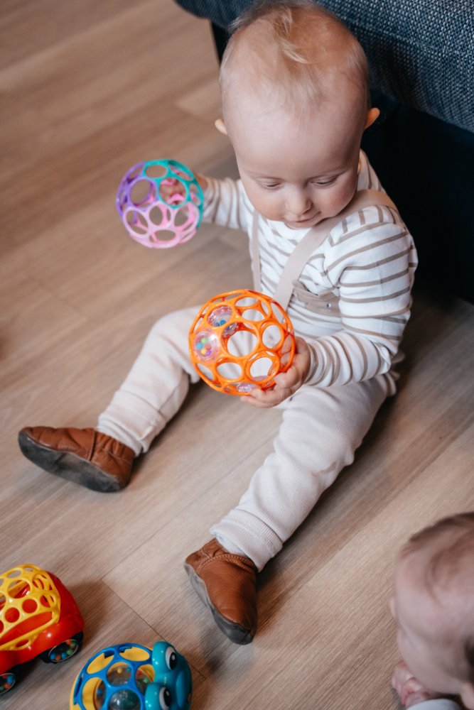 OBALL Hračka Oball™ Classic 10 cm modro/zelená 0m+ (obrázek 11)