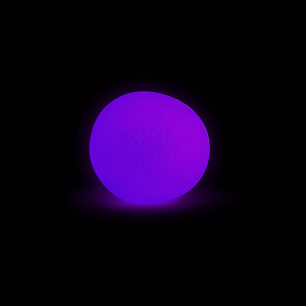 Schylling NeeDoh Mačkací neonový míček (obrázek 8)