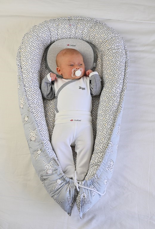 Párna - fejtámasz újszülötteknek Outlast® - csíkos fehér-szürke melír/szürke melír UNI - Image 4