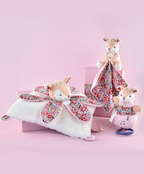 Doudou Dárková sada - Plyšová srnka hrající melodii 20 cm (obrázek 4)