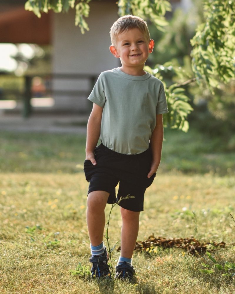 Short à poches pour enfants, noir 92 – Image 5