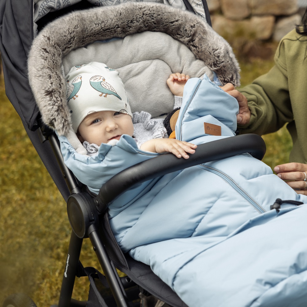 PETITE&MARS Zestaw zimowy śpiworek Arctic 4w1 + rękawice do wózka Furry Pastel Peach - obrazek 4