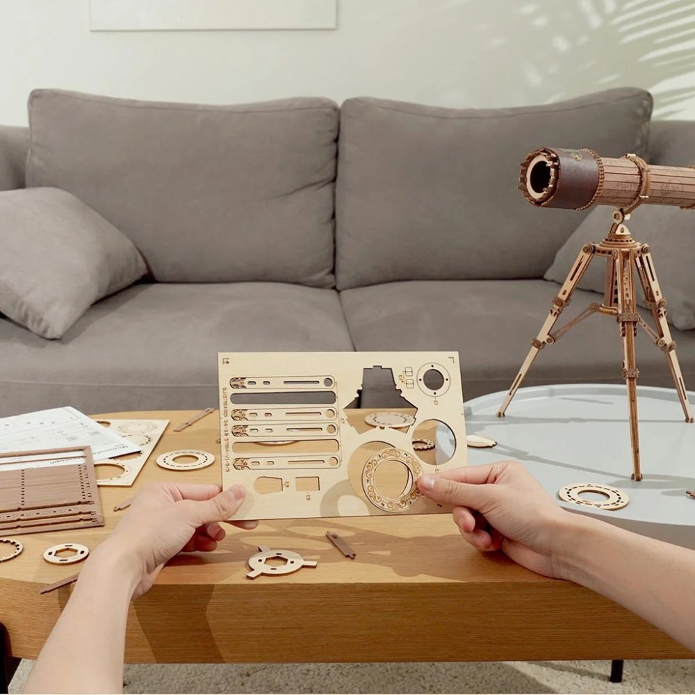RoboTime 3D dřevěná mechanická skládačka Pirátský dalekohled (obrázek 2)