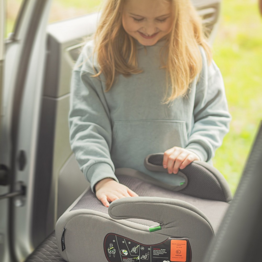 PETITE&MARS Seggiolino Auto Optimus Pro i-Size Black Air 125 - 150 cm (22-36 kg) - immagine 5