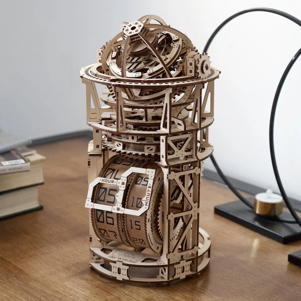 Ugears 3D dřevěné mechanické puzzle Hodinový strojek s tourbillonem (obrázek 7)