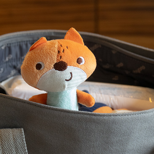 BABYONO Whistling Toy Fox Monday 3m+