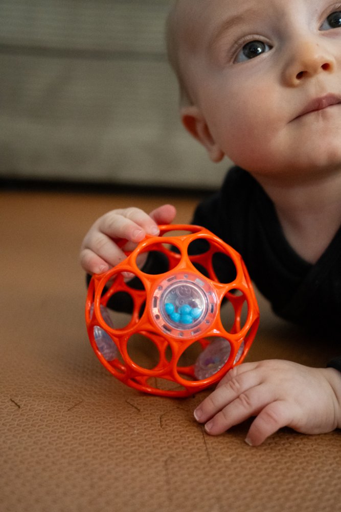 OBALL Giocattolo Oball RATTLE 10 cm arancione 0m+ - immagine 6