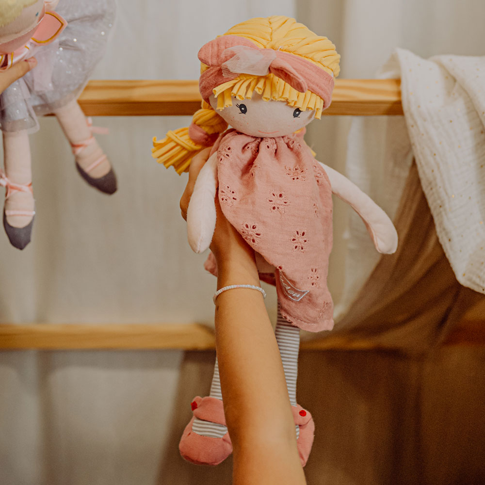 Doudou Jolijou Panenka Suzette 36 cm (obrázek 4)