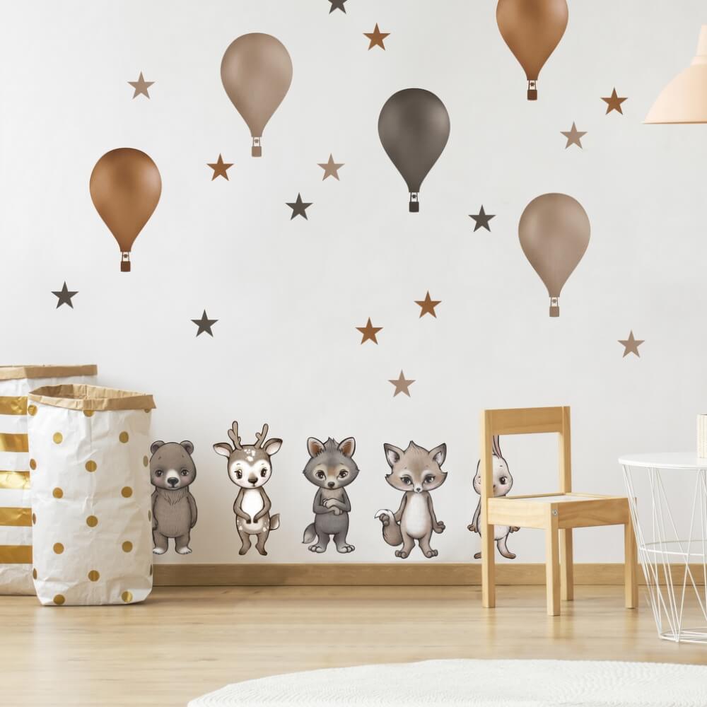 Vinilos Infantiles - Animales Del Bosque Con Globos En Colores Marrones