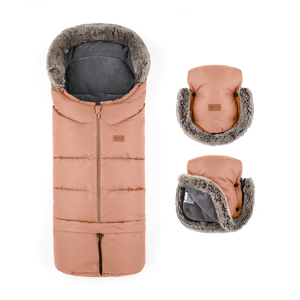 PETITE&MARS Zestaw zimowy śpiworek Arctic 4w1 + rękawice do wózka Furry Pastel Peach