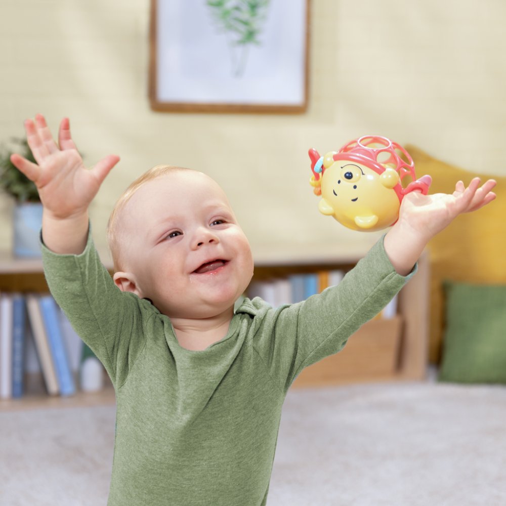 BRIGHT STARTS Zabawka Oball grzechotka Winnie the Pooh Jingle & Shake™ 0m+ - obrazek 3