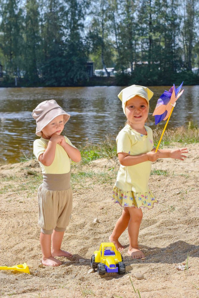 Vékony Outlast® sildes kendő - világossárga/pillangók 5 | 49-53 cm - Image 4