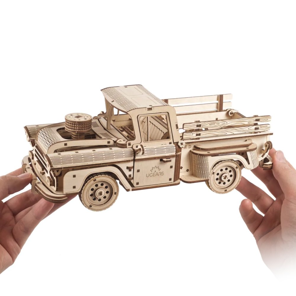 Ugears 3D dřevěné mechanické puzzle Americký náklaďák (pick-up) (obrázek 6)