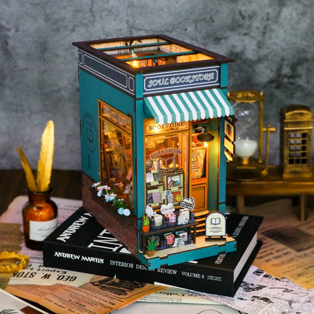 2Kids Toys 3D skládačka Zarážka na knihy Miniatura domečku Knihkupectví duše (obrázek 9)