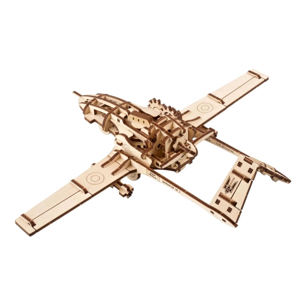 Ugears 3D dřevěné mechanické puzzle Bojový dron Bayraktar TB2 (obrázek 8)