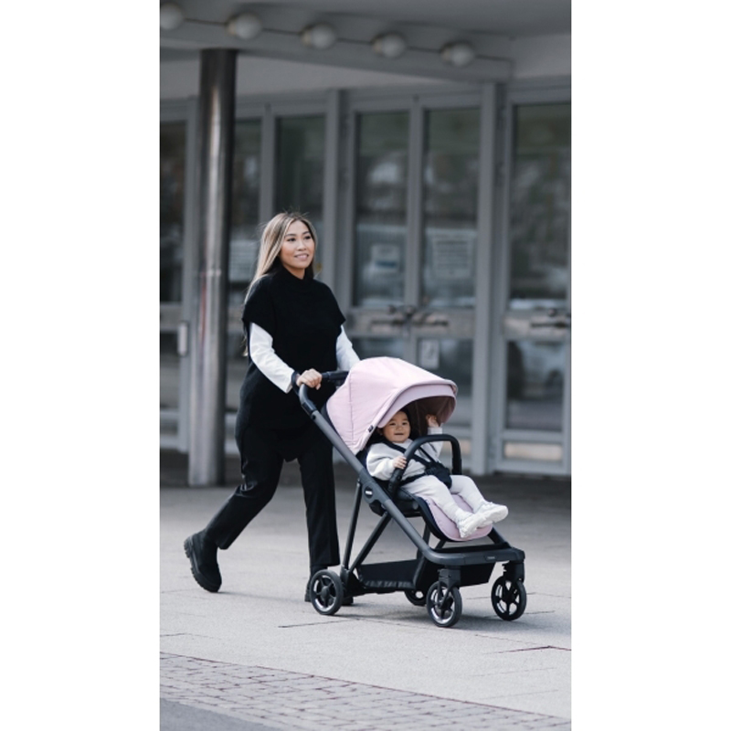 Passeggino THULE City Shine Misty Rose Su Nero