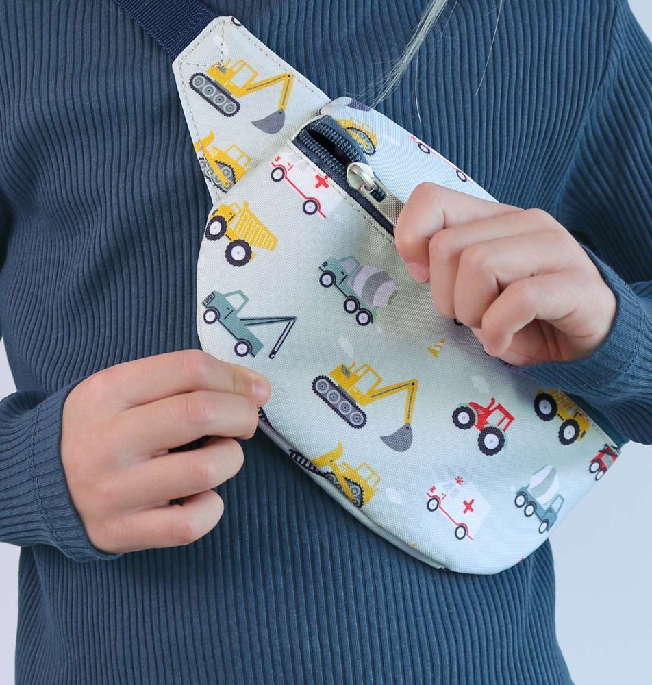 A Little Lovely Company - Sac banane enfant - véhicules – Image 4