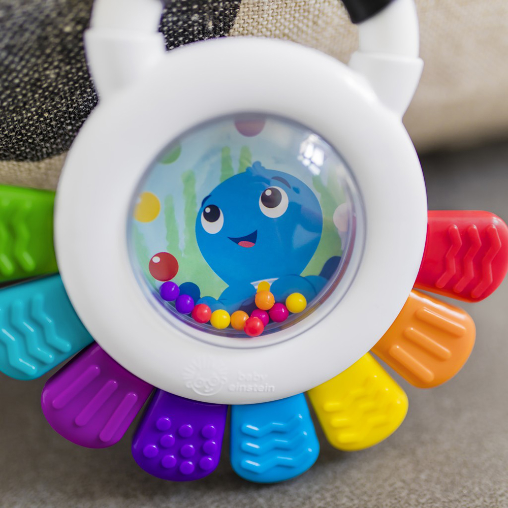 BABY EINSTEIN Zabawka sensoryczna grzechotka i gryzak bez BPA Outstanding Opus™ 3m+ - obrazek 4