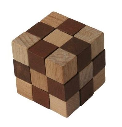 Cubo puzzle in legno marrone