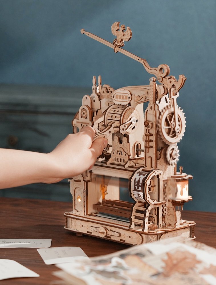 RoboTime 3D dřevěná mechanická skládačka Tiskařský lis (obrázek 11)