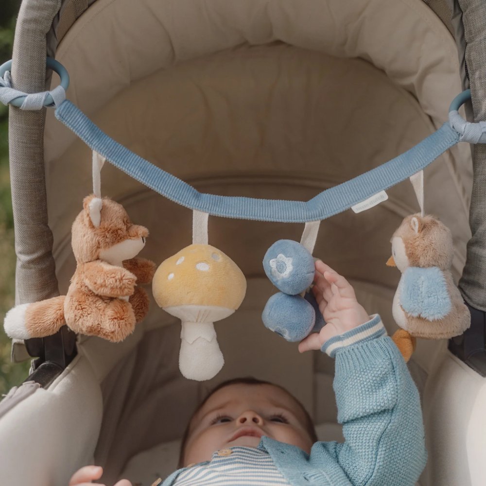 LITTLE DUTCH Řetěz na autosedačku Forest friends (obrázek 3)