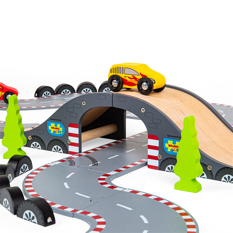 Bigjigs Rail Dřevěná autodráha závodní den (obrázek 6)