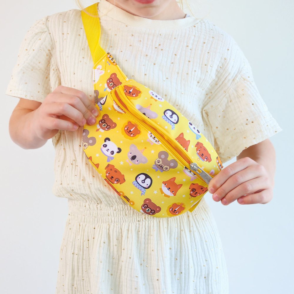A Little Lovely Company - Sac banane enfant - Amis animaux – Image 4