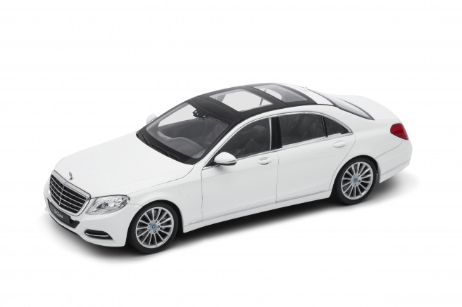 Welly Mercedes-Benz S-Class 1:24 modell fehér