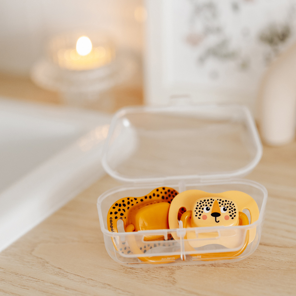 CANPOL BABIES Set symmetrischer Silikon-Schnuller BabiesBoo 18m+ 2 Stk. orange – Bild 4