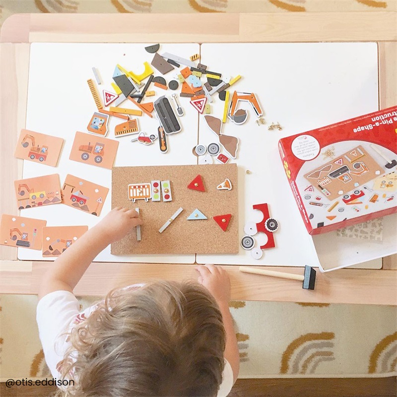 Bigjigs Toys Kreatywna gra wbijania transport - obrazek 3